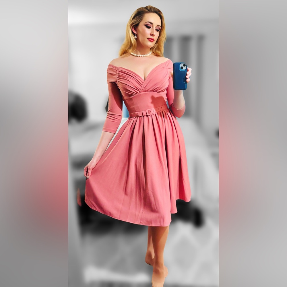 Vixen by Micheline Pitt - Rose Pink Starlet Swing Dress w/ belt (M & EUC)